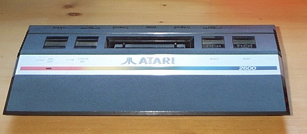 Archivo:Atari 2600 2.jpg