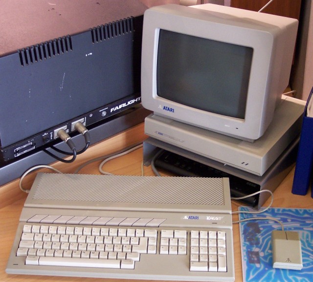 Archivo:Atari ST 1040.jpg
