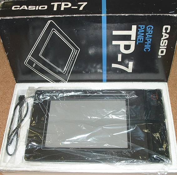 Archivo:Casio TP-7 Graphic Panel with box.jpg