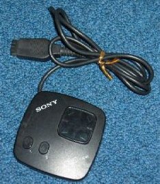 Archivo:Sony JS-33 joypad 2.jpg