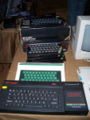 Sinclair Spectrum +3, Wombat AB y varios gomitas