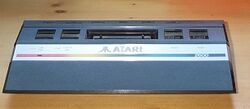 Miniatura para Archivo:Atari 2600 2.jpg