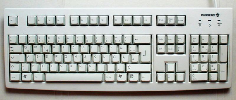 Archivo:Cherry keyboard 105 keys.jpg