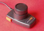 Miniatura para Archivo:Atari driving controller.JPG