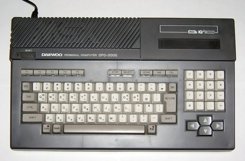 Archivo:Computer daewoo cpc300e.jpg