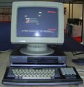 Miniatura para Archivo:Philips NMS8250 MSX2 front.JPG