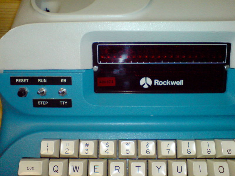 Archivo:Rockwell AIM-65 DSC00050.JPG