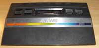Miniatura para Archivo:Atari2600.jpg