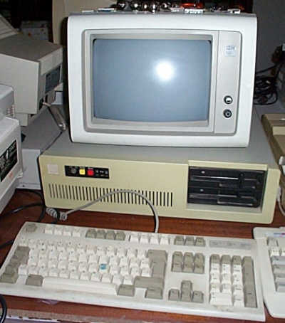 Archivo:Spectravideo 640FF 01.jpg