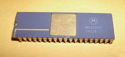 Archivo:Motorola 6803.jpg